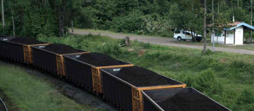 Angkutan Batu Bara KAI “Mbludak”: Kinerja Logistik dan Ketahanan Energi Nasional Naik!