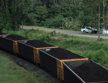 Angkutan Batu Bara KAI “Mbludak”: Kinerja Logistik dan Ketahanan Energi Nasional Naik!